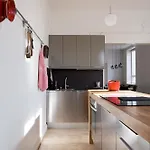 Apartament Hotel *